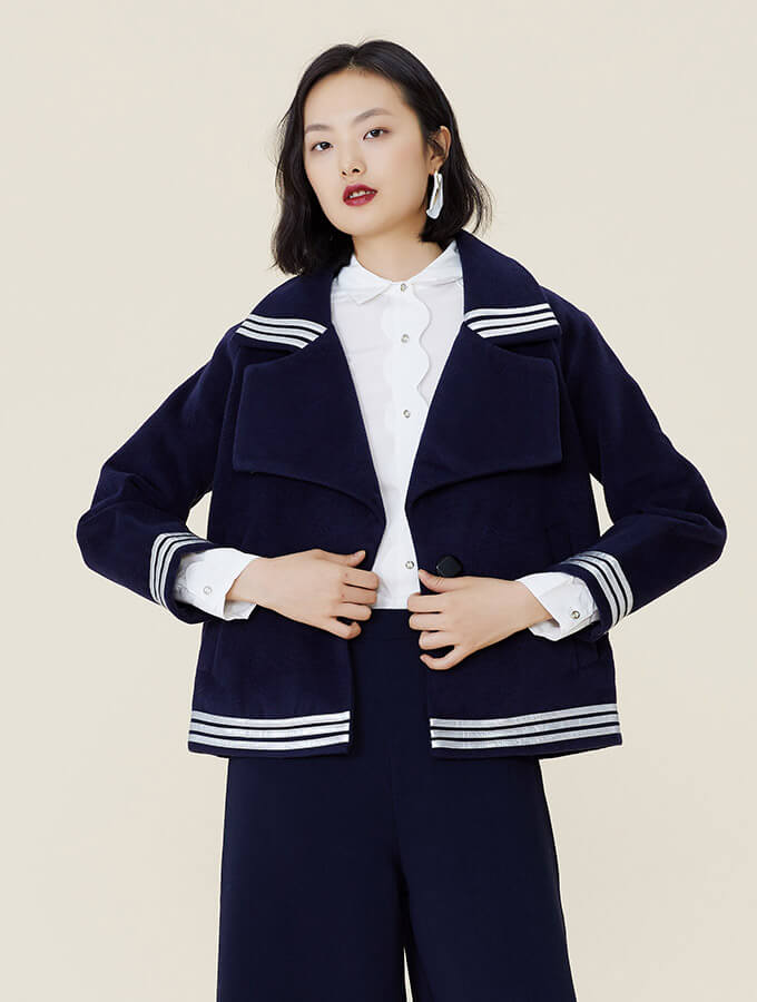 Large Collar Striped Short Coat