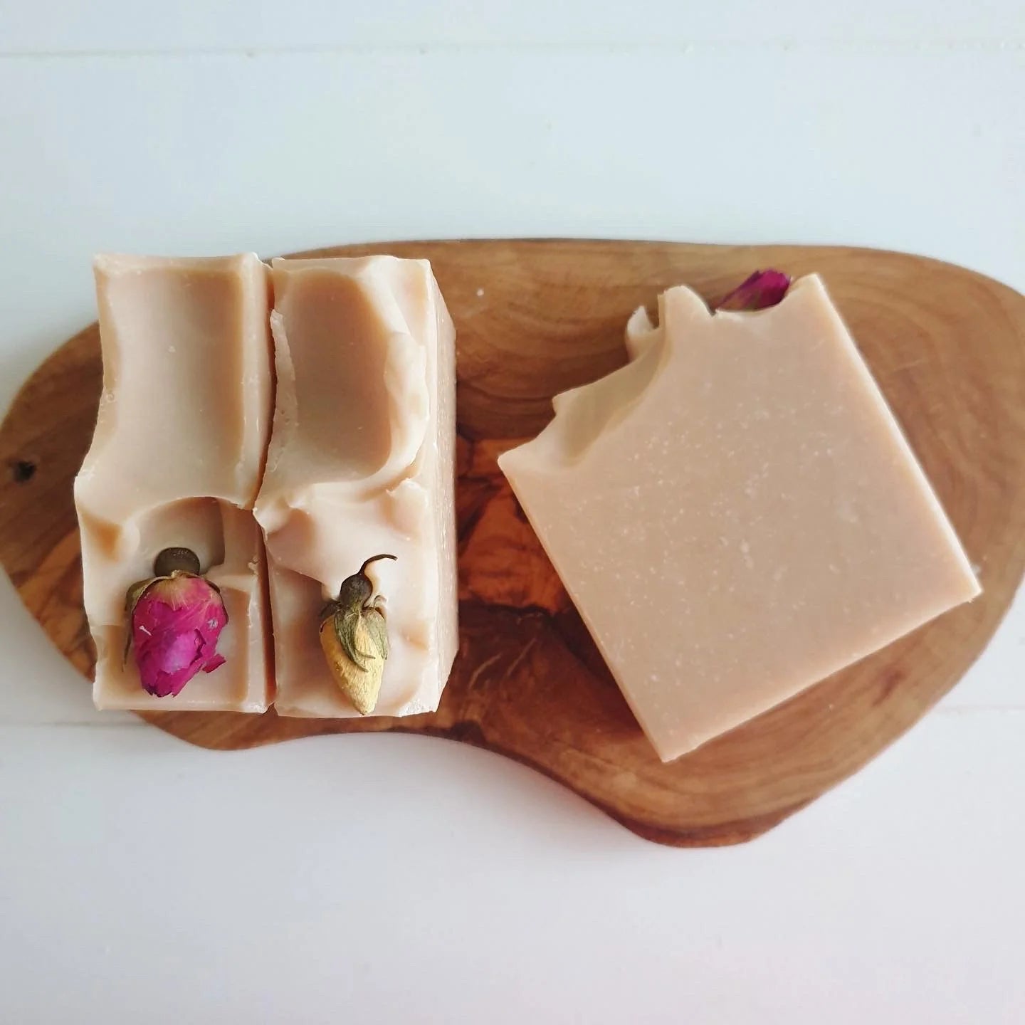 Geranium Soap with rosehip oil